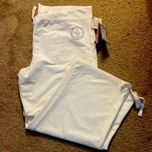 Women’s Everlast sweat capri pants
